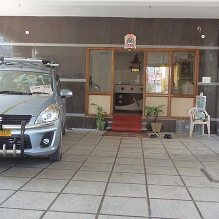 Kvr Deluxe Residency Villa Tirupati Exterior foto